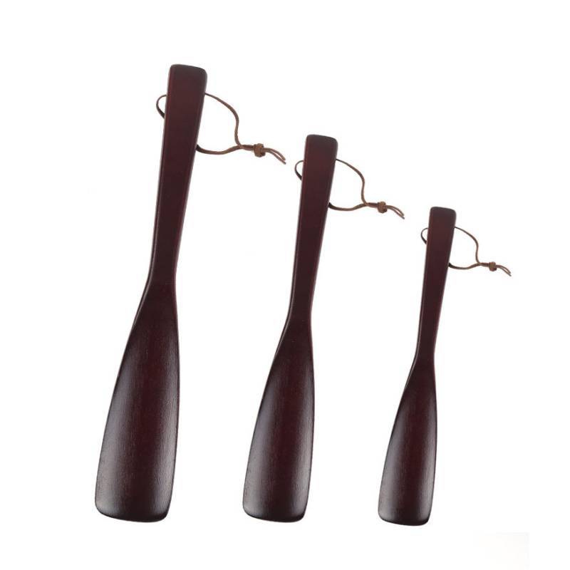 Classic Wooden Shoe Puller With Extended Handle For Easy Shoe Wear