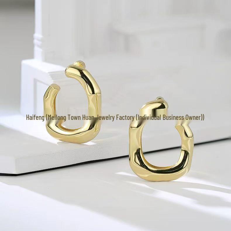Song Jia Retro Gold Hoop Earrings: High-End Geometric Lines, Light Luxury Design