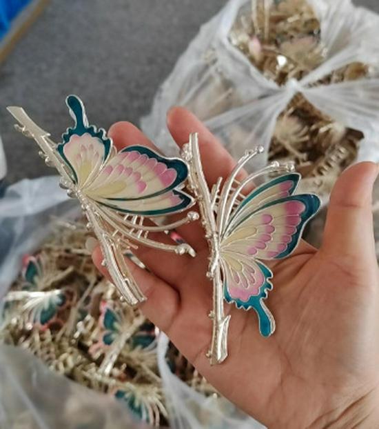 9-Color Painted Butterfly Hairpin - Ancient Style Shark Clip Ornament
