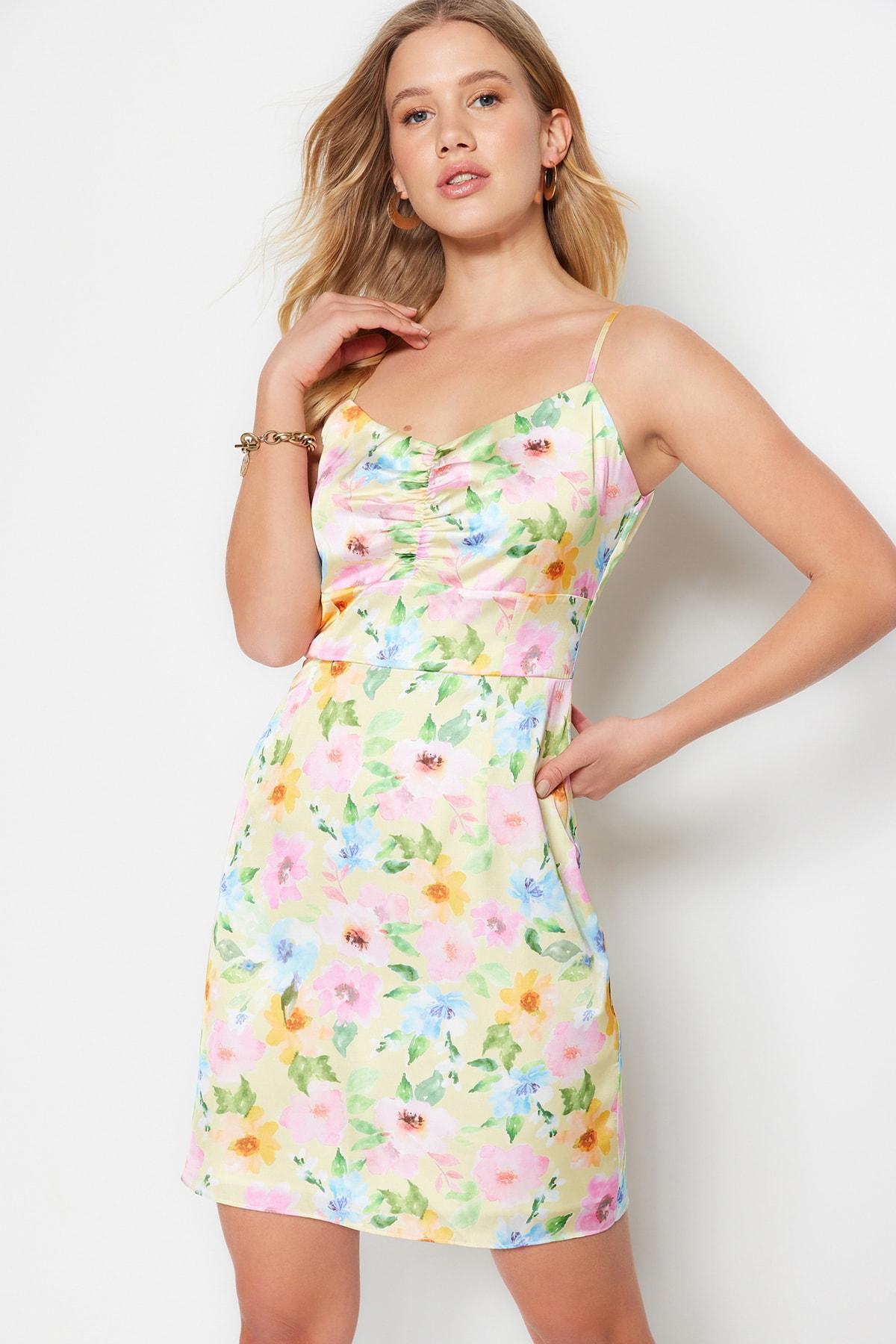 

Платье - Экрю - Прямое