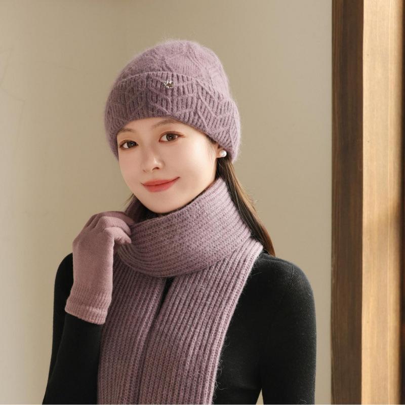 Outdoor Hat for Women in Autumn and Winter Fashionable and Versatile Plus Velvet Mom Hat Casual Cold Proof Woolen Hat Neck Warm Suit