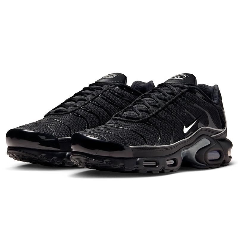 NIKE Men's Cushioned Casual Sneakers, AIR MAX SOLO Sports Shoes