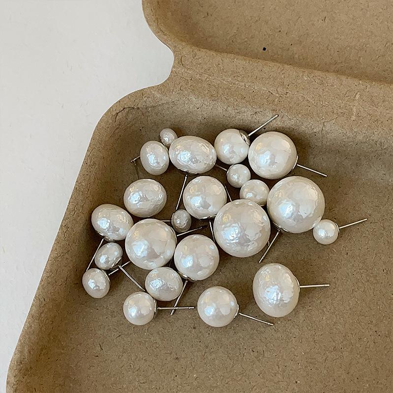 French Retro Irregular Pearl Stud Earrings Women'S Simple High-End Personality Fashion Temperament Versatile Earrings