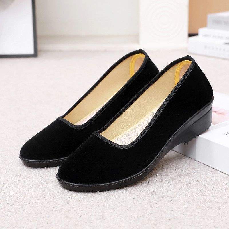 Cloth shoes flat single shoes soft sole work shoes black hotel shoes overalls dancing mother shoes
