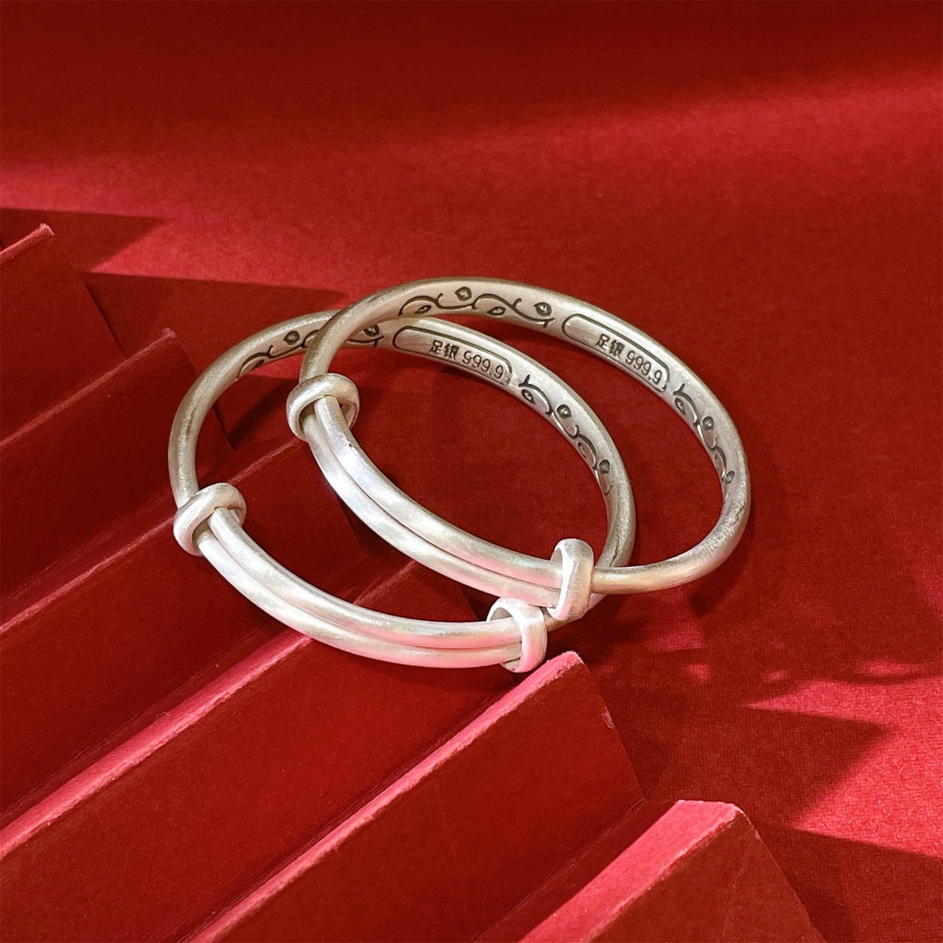 

Fuyin 999 Сто благословений Lucky Baby Полнолуние Nafu Xiangyun Цветочный шелковый детский браслет Adjustable size