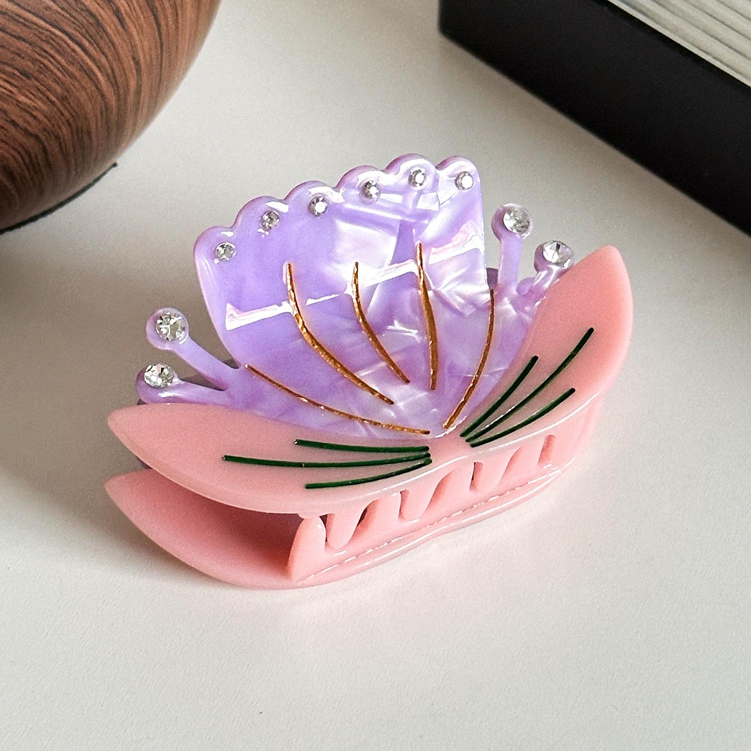 

Fashionable Womens Acetate Hair Claw Clip With Beautiful Flower Motif Diamonds And Pink Purple 8.1cm