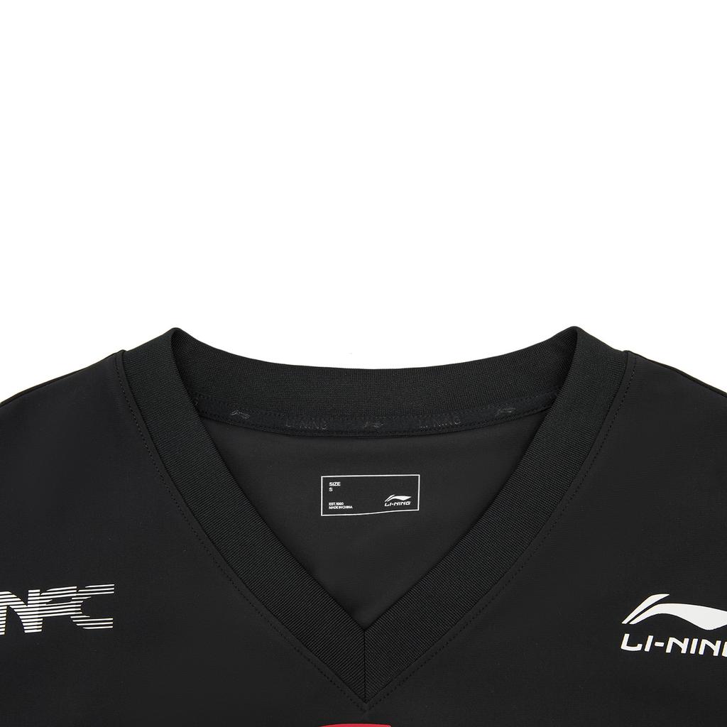 Li Ning Sports Lifestyle Series V-Neck Logo Print T-Shirt Men tops ATSW267-3
