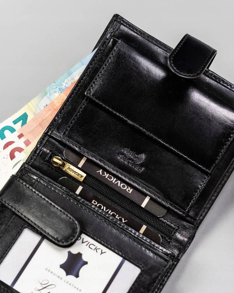 Large Leather Men's Wallet with Snap Closure - Rovicky