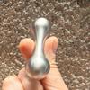 Cooler zweiseitiger Knöchelknochen Spinner Fidget Edelstahl drehbare Baole Perle Begleri Spielzeug Anti-Angst Knochen Fingerspitzen Spinner