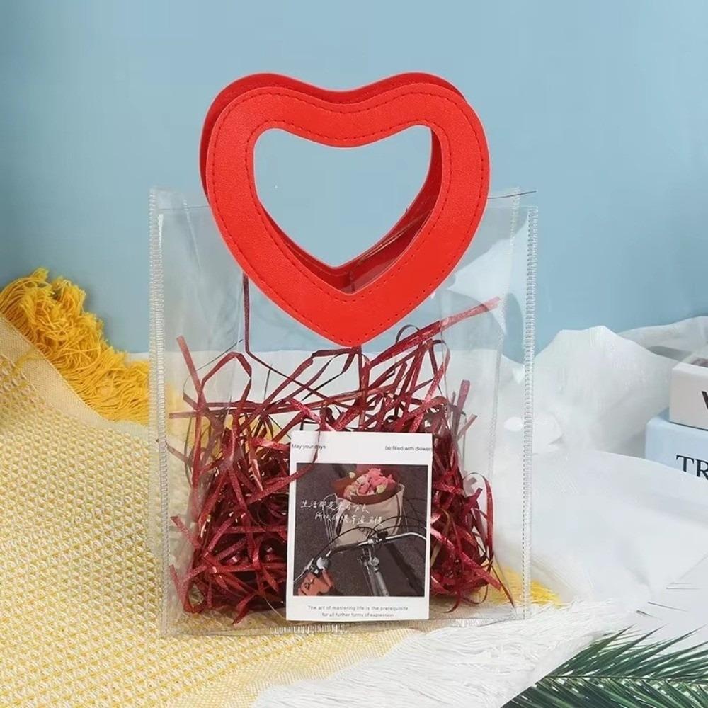 

New Transparent Hand Gift Bag PVC Waterproof Shopping Bag Handbag with Heart Shape Handle Storage Bag Wedding Party Favors 18x10x20cm красный