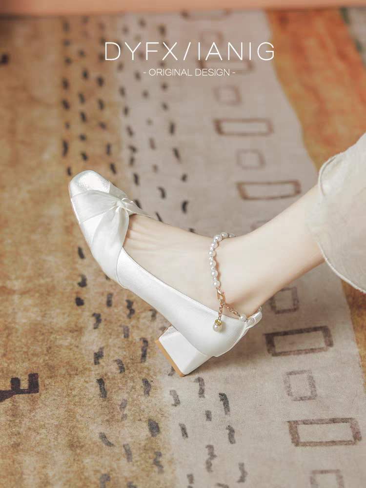 Mary Jane Single Shoes Women's 2025 New Autumn Evening Breeze Gentle Thick Heel with Cheongsam Engagement Shoes Bride Bridesmaid Shoes