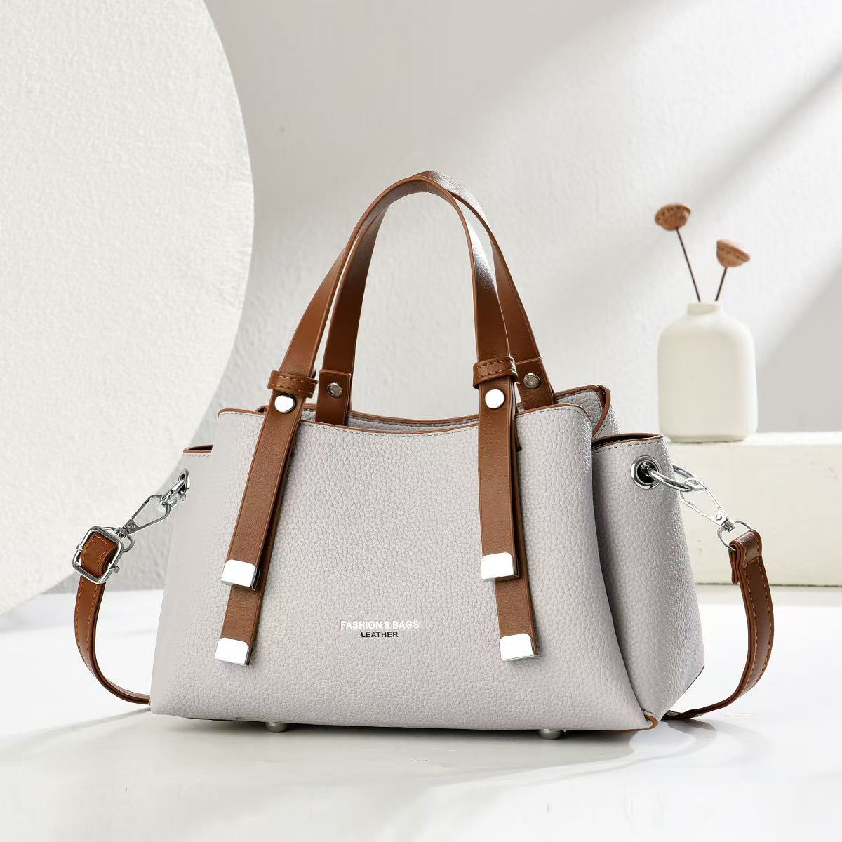 

Корейская версия новой модной универсальной сумки через плечо - Женская мягкая прочная вместительная сумка для通勤 серый