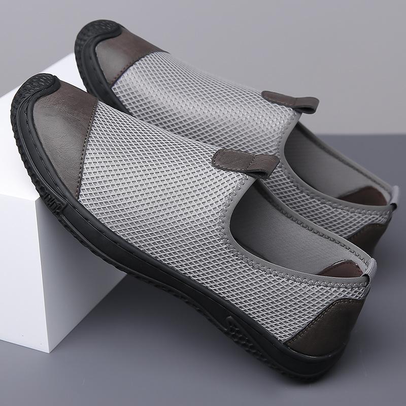 Fashion 2025 Summer Breathable Mesh Shoes for Men Fashion New Designer Outdoor Solid Color Sports Light Casual Shoes Male