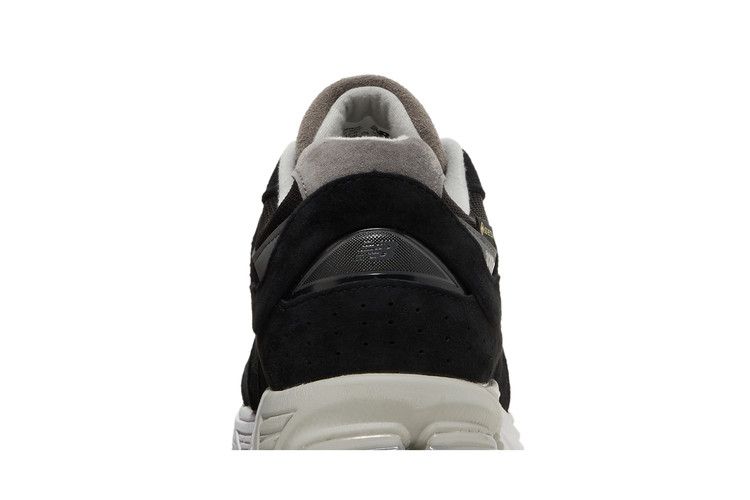 New Balance 2002R GORE-TEX 'Black Grey'