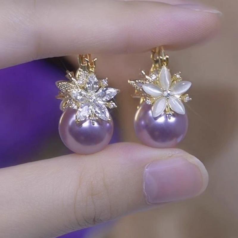 French Vintage Double-Sided Floral Pearl Earrings for Women – Elegant Retro Stud Accessories