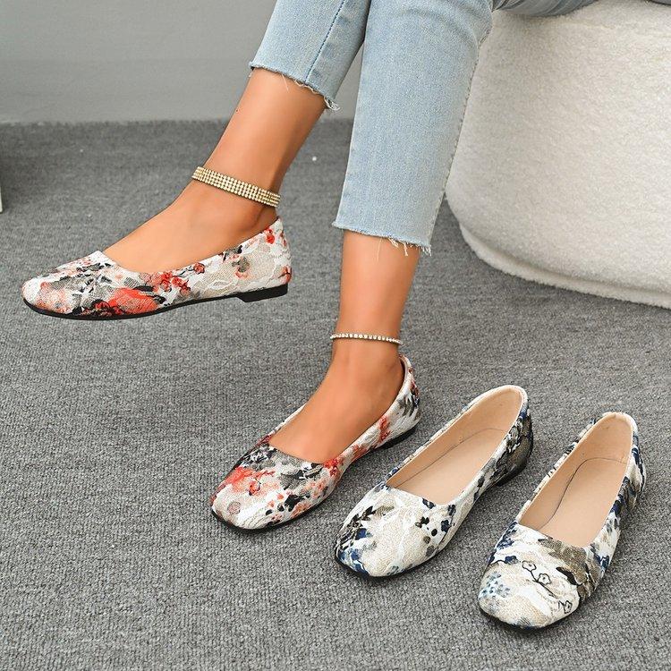 Women's Printed Floral Embroider Shoes Chinese Style Square Toe Shallow Slip-On Ethnic Flats Mixed Colors Plus Sizes2026