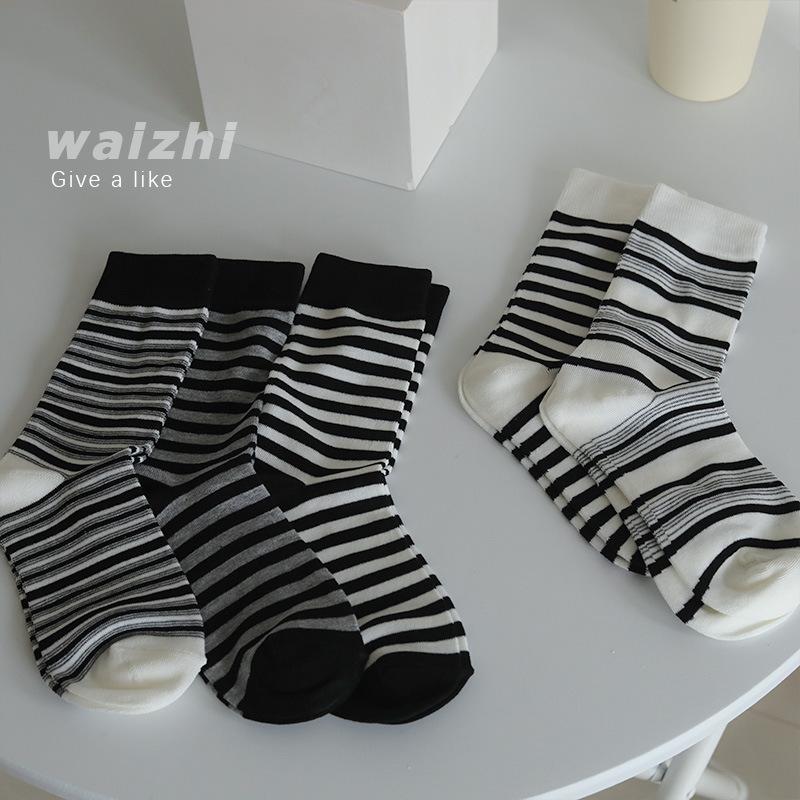 Striped Mid-Leg Socks Ceiling Xiaohongshu Exploration Store Recommended Colored Striped Mid-Length Socks Collection