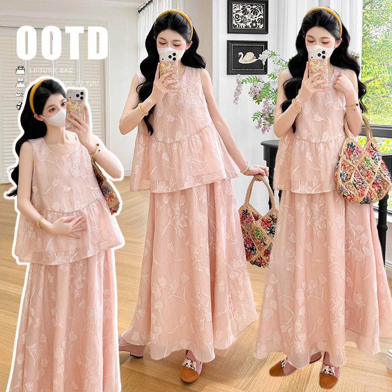 2026 Spring/Summer Embroidered Jacquard Vest & High-Waisted Skirt Maternity Set M