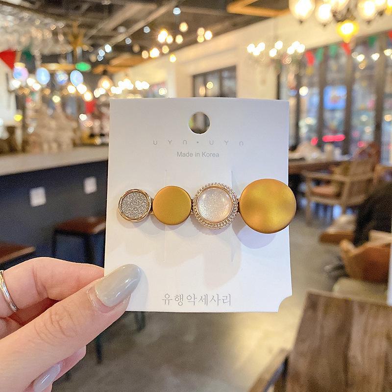 Korean Rhinestone Pearl Hairpin for Women: Elegant Side Clip for Bangs