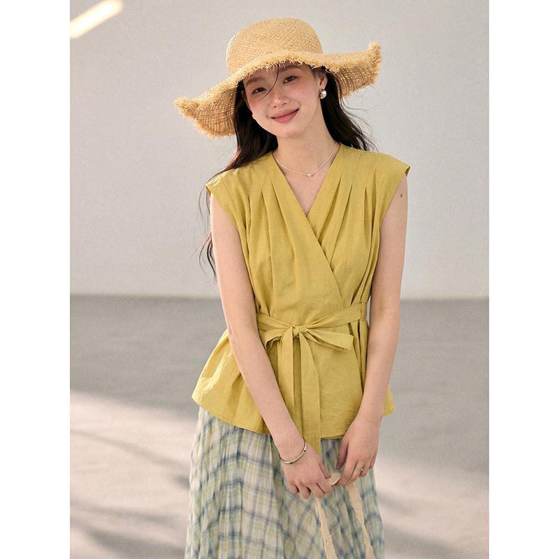 [] Design sense retro V-neck strap shirt women's summer new sleeveless pleated vest NC