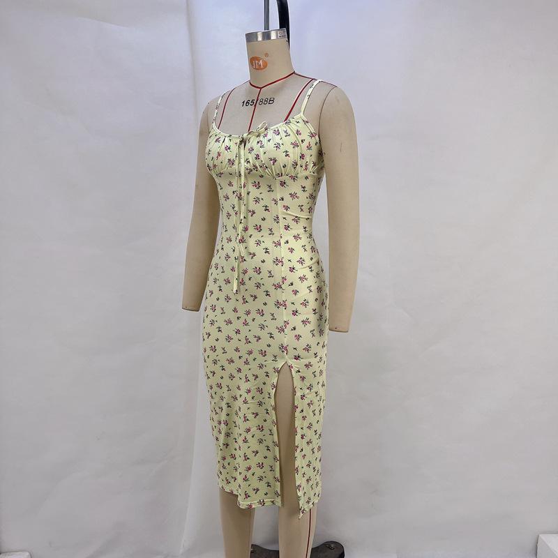 Letní ležérní květinové šaty s rozparkem a halenkou