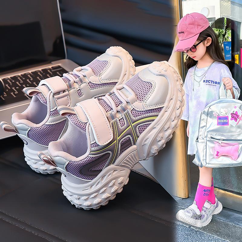 Children's sports shoes with breathable mesh, new spring and autumn models, fashionable casual dad shoes for boys and girls, suitable for older