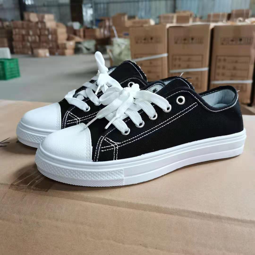 

Парусиновые туфли женские студенческие корейские туфли повседневные туфли на плоской подошве туфли на платформе с маленькими ромашками 36