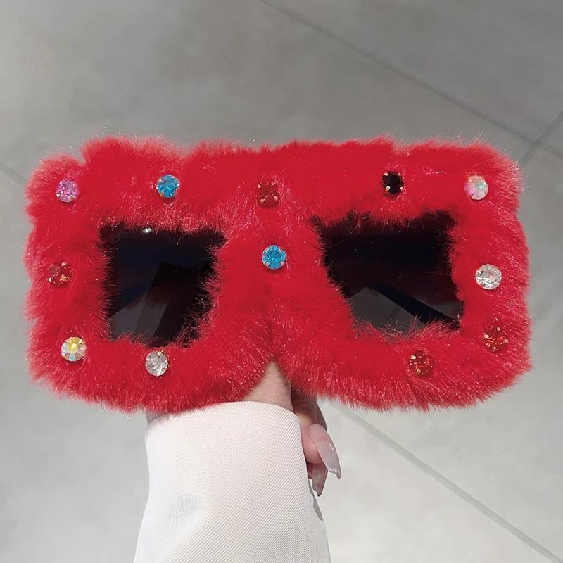 Square Furry Sunglasses with Rhinestones Women Fashion Oversized Winter Shades Trendy Stylish Original Design Sun Glasses