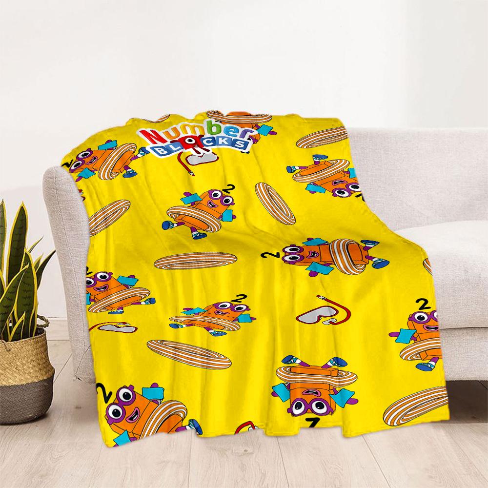 Colorful Creatures Pattern Flannel Blanket-Soft and Suitable for Sofas,Beds,Offices,Travel,All Seasons,Great Gift for Holidays and Birthdays.