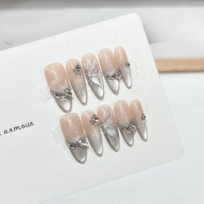 Nosit brnění Čistě ručně vyráběné Blikající a drcené diamanty Elfí motýlí nálepky na nehty Umělé nehty Vysoce kvalitní temperamentní klipy na nehty
