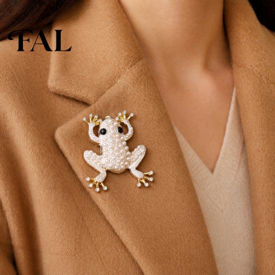 Funky Toad Earrings Frog Jewelry for Women, Rhinestone Stud Earrings, Sparkly Cute Women Animal Brooch Pin, Vintage Boho Summer Beach Vacation