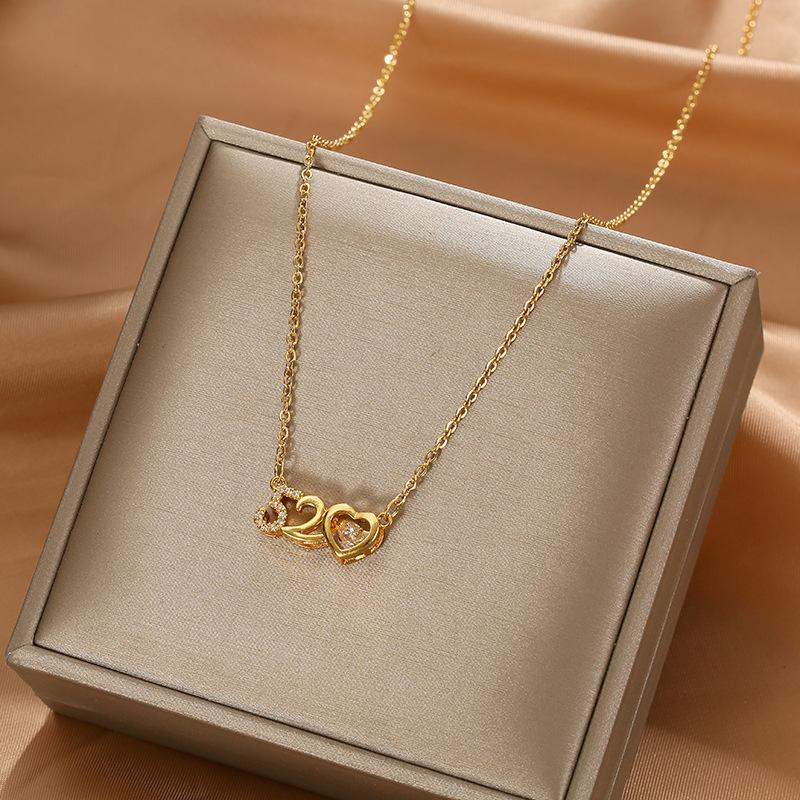 Flexible Titanium Steel Necklace Women Fashion Beating Heart Collarbone Chain Niche Diamond Pendant Choker