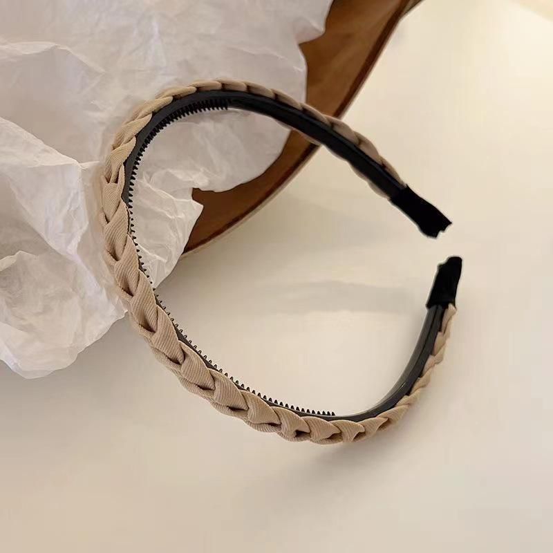 Women's Retro Korean Christmas Headband: High-End Autumn/Winter Hair Jewelry & Versatile Accessory
