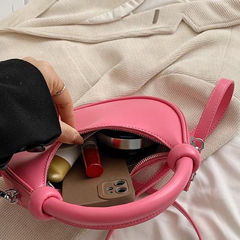 IELGY Korean Version Fashionable Hand-Carrying Crescent Bag Unique One-Shoulder Niche All-Match Messenger Bag