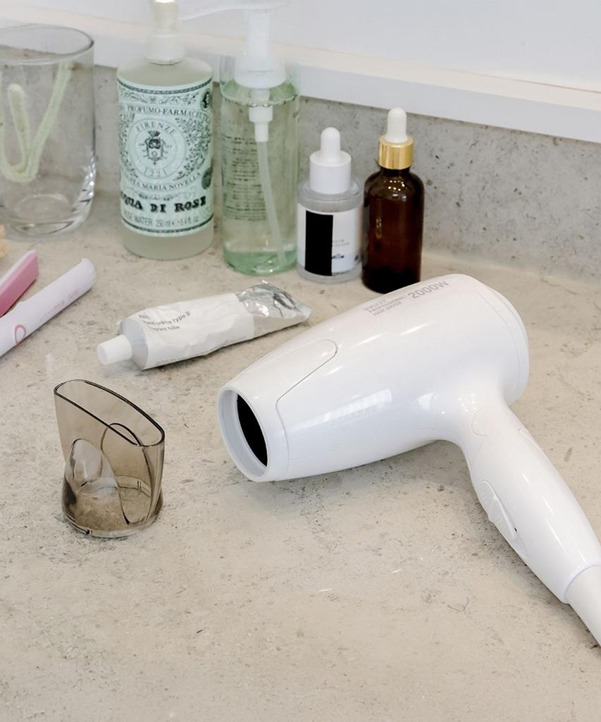Foldable 2000W Lightweight Portable Hair Dryer IHD-2000
