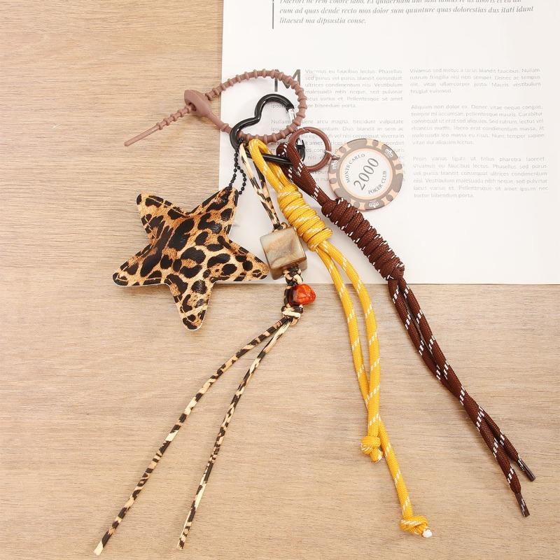 Creative retro fashion leopard print five-pointed star pendant chip braided rope beaded bag pendant keychain