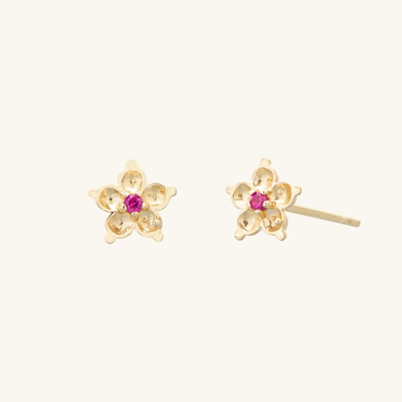 LUNNE 14k Ruby Gold Flower Earrings (14k Gold) #B04