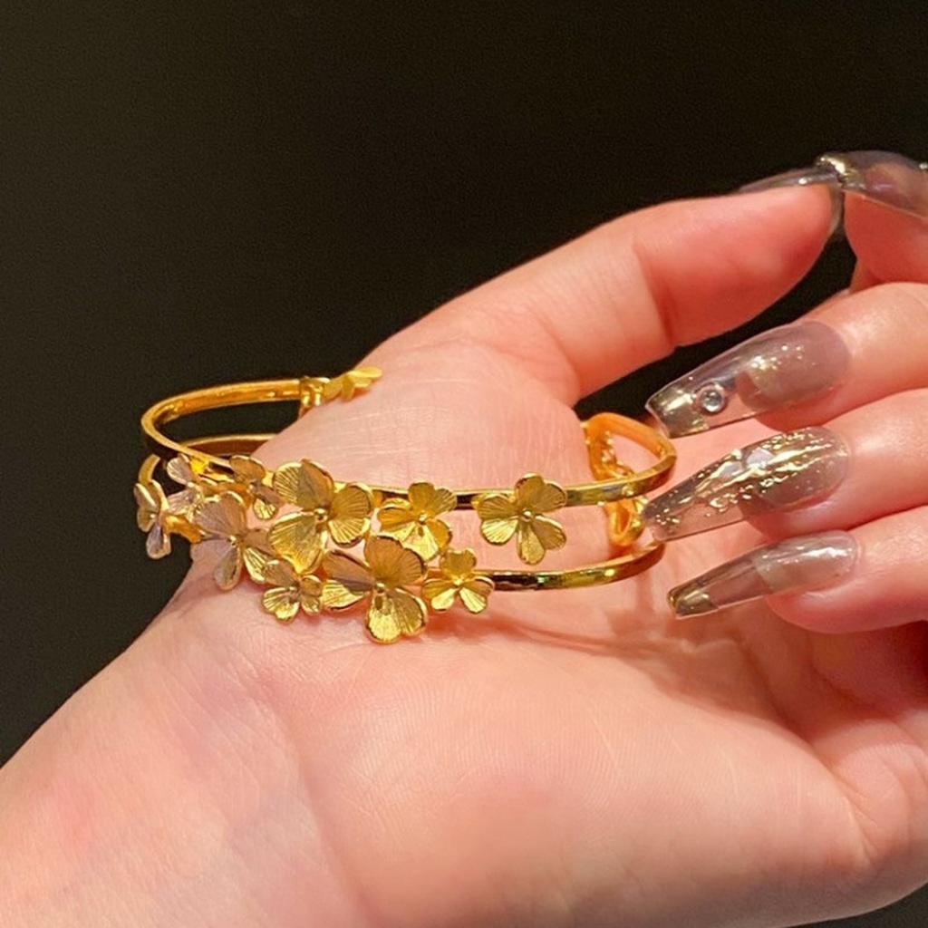 Zinc Alloy Hollowed-Out Bracelet Profusion Of Flowers Luxury Quality Jewelry Best Selling Fashion Jewelry Exquisite Charms Gift