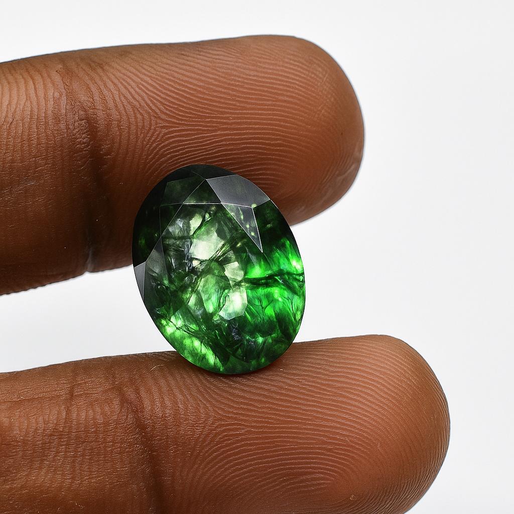 Natural Green Emerald Loose Gemstone Oval Cut 10.45 ct Colombian for Jewelry Making and Crafts