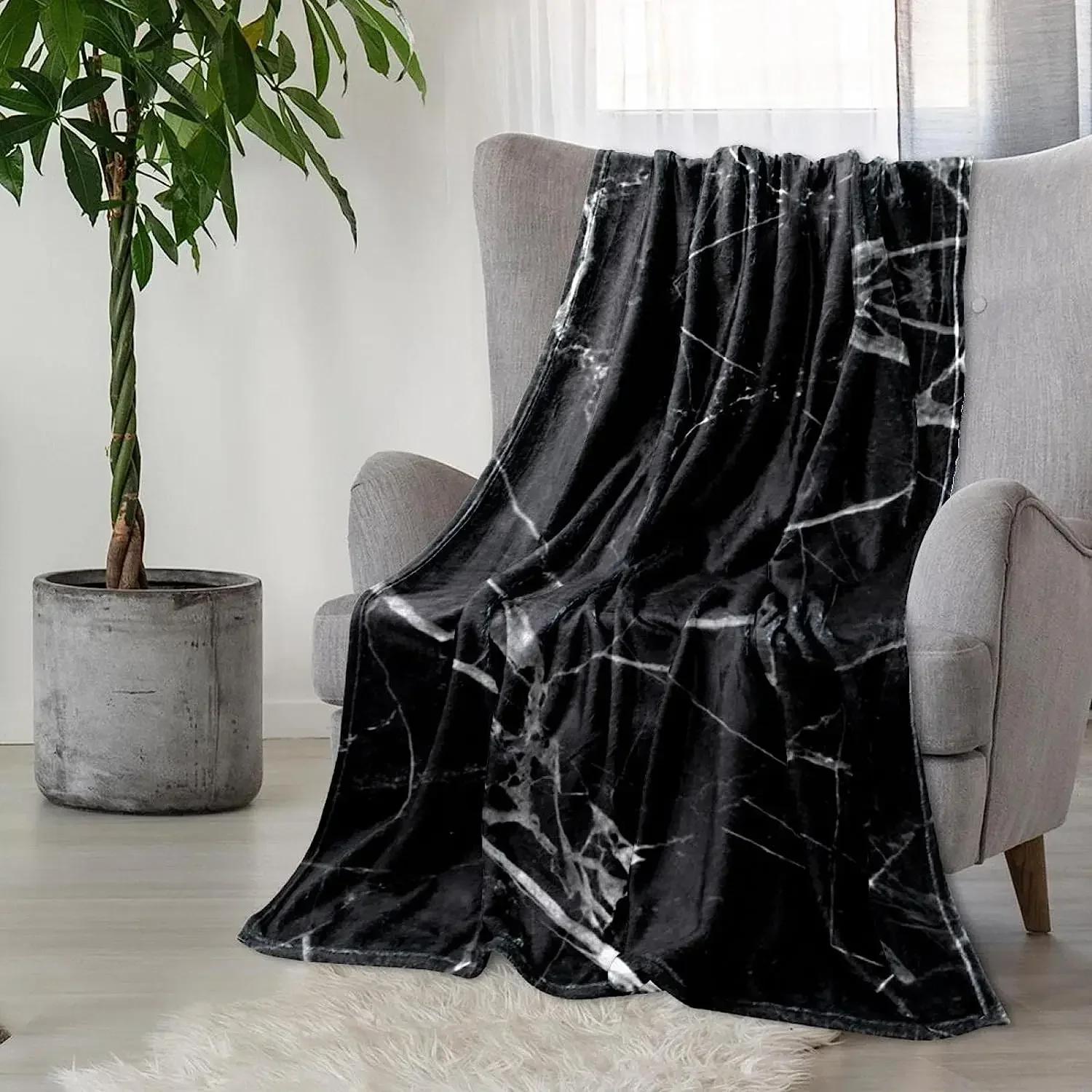 Plush Blanket Throw Blanket Warm Cozy Soft Microfiber Blankets, Black and White Marble Pattern 75X95CM