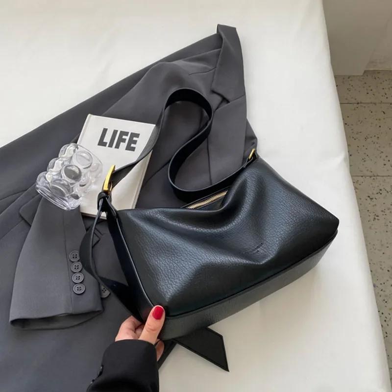Retro Soft Leather Tote Bag for Women New Simple Versatile Large Capacity Single Shoulder Crossbody Bags Commute Handbags