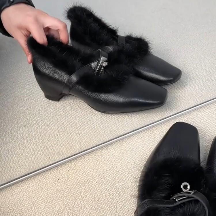 Retro Square Head Fur Slip-On Shoes Metal Buckle One-Strap Lightweight Mary Jane Shoes for Women