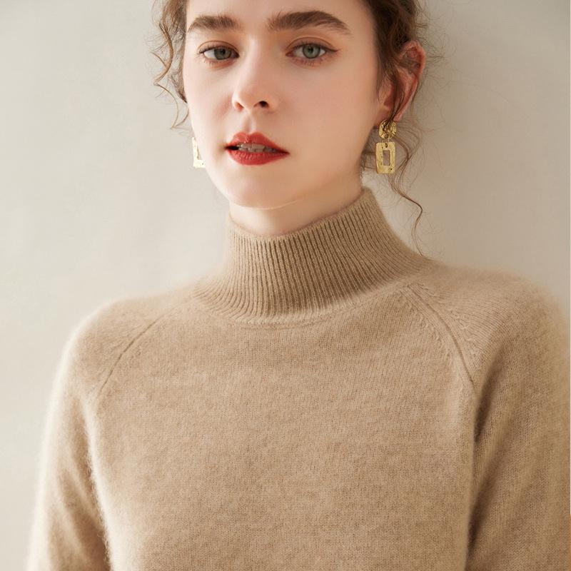 Women's 2024 Winter Cashmere Pullover: Thickened, Skin-Friendly, Half-High Collar, Raglan Sleeves, Loose Fit Sweater.