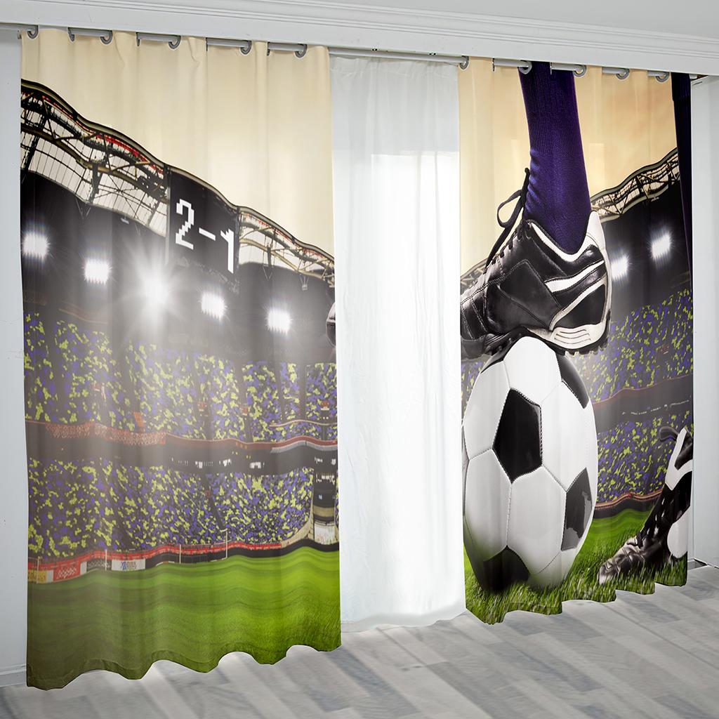 Grünes Gras auf dem Fußball-Design-Serienmuster. Dünner, halbschattierender Verdunkelungsvorhang im Schlafzimmer, Wohnzimmer, Kinderdekor