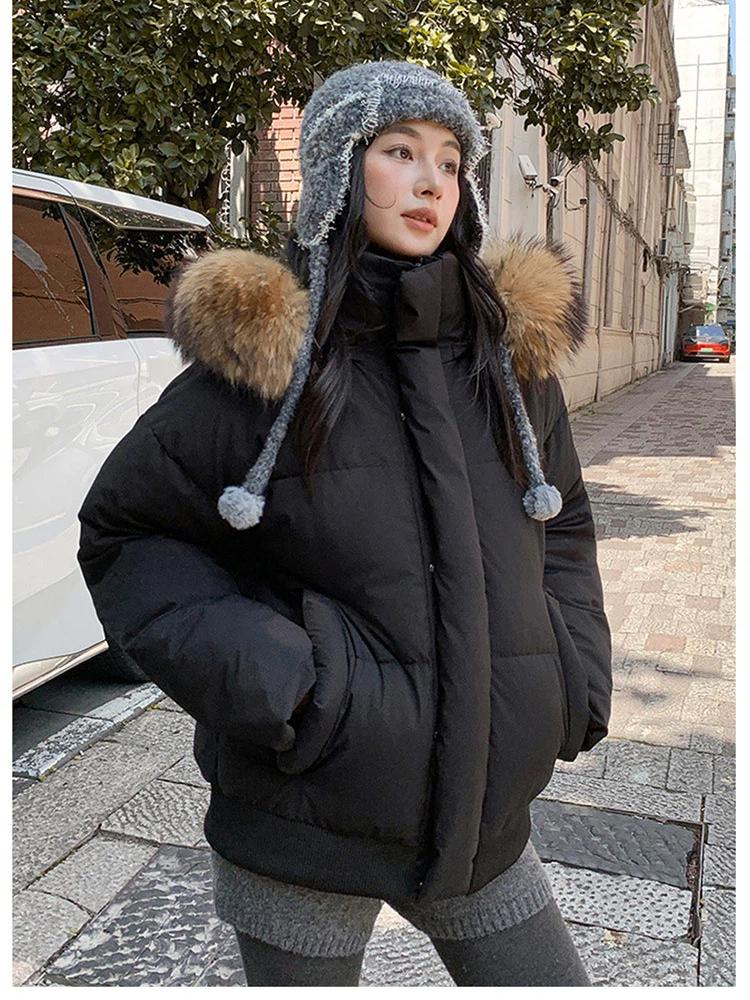 Dámská krátká bunda s velkou kožešinovou kapucí, větruodolná, zateplená, teplá zimní bunda s raglánovými rukávy
