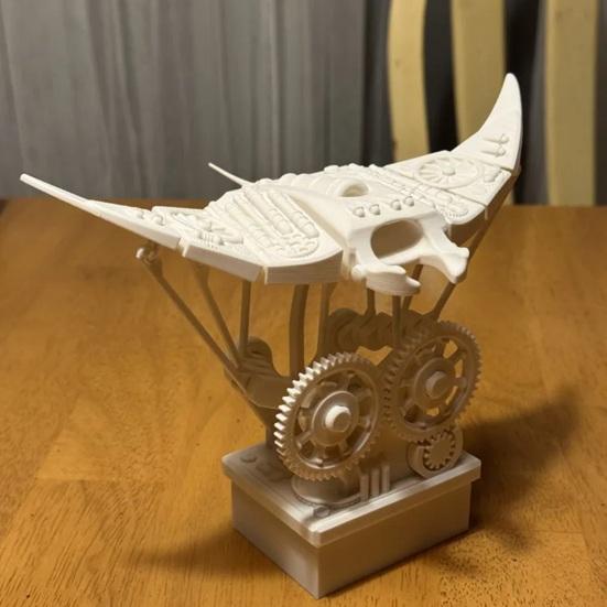 3D Printed Bionic Manta Ray Ornament Mechanical Ocean Animal Decoration with Music for Home Office Desk Tabletop Decor