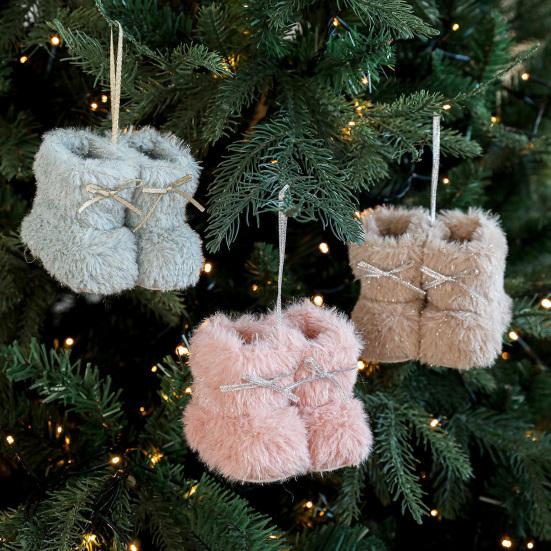 Christmas Boot Ornament Fuzzy Shoes Christmas Tree Hanging Ornaments Soft Plush Winter Boots Pendant for Home Office Decor