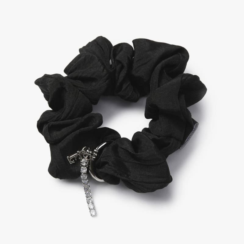 E.B.M (Edition by Michaa) Logo-embellished Cubic Detail Scrunchie EMO4AHA020