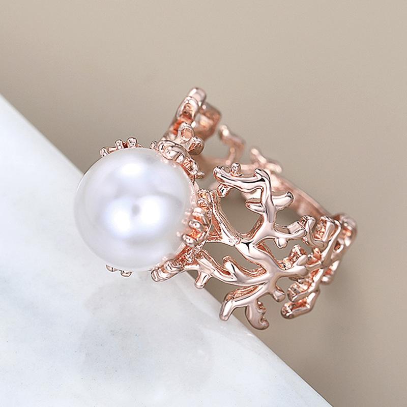 1Pc Court Antique Style Hollow Ring Pattern Branch Imitation Pearl Ring