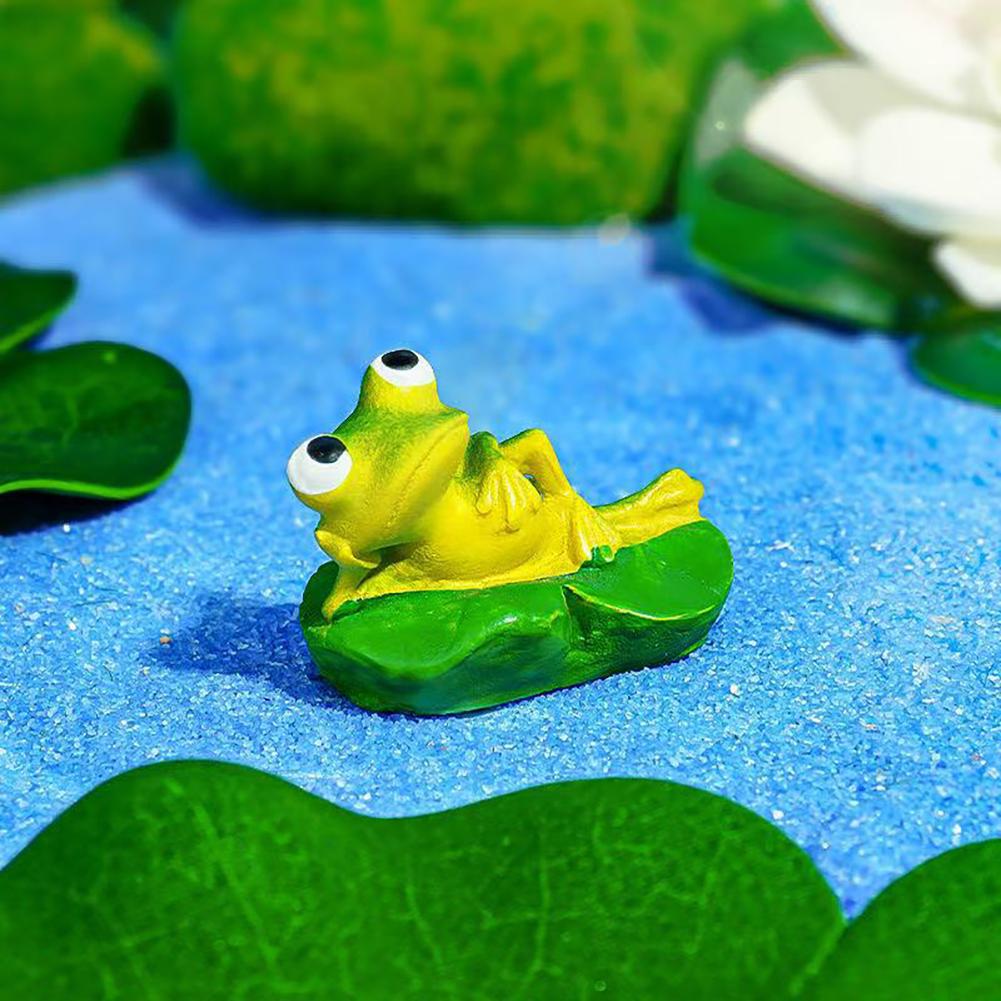 Lotus Frog Boat Ornament Sunken Landscape Frog Sculpture Cute Frog & Boat Aquarium Decor Novelty Aquarium Ornament for Home